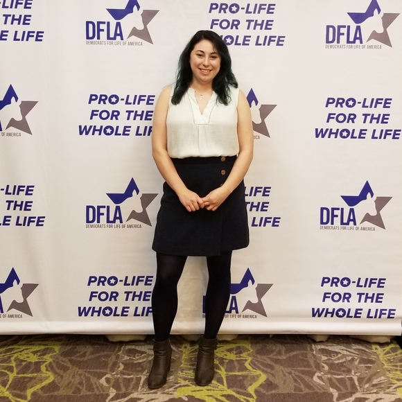 Meet your Posher - Picture 3 of 3